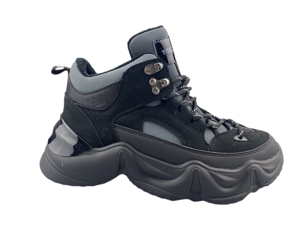women's sneaker shoes