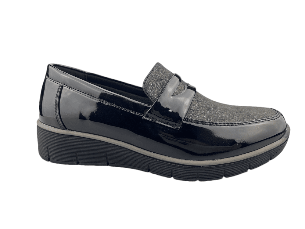 women's loafer
