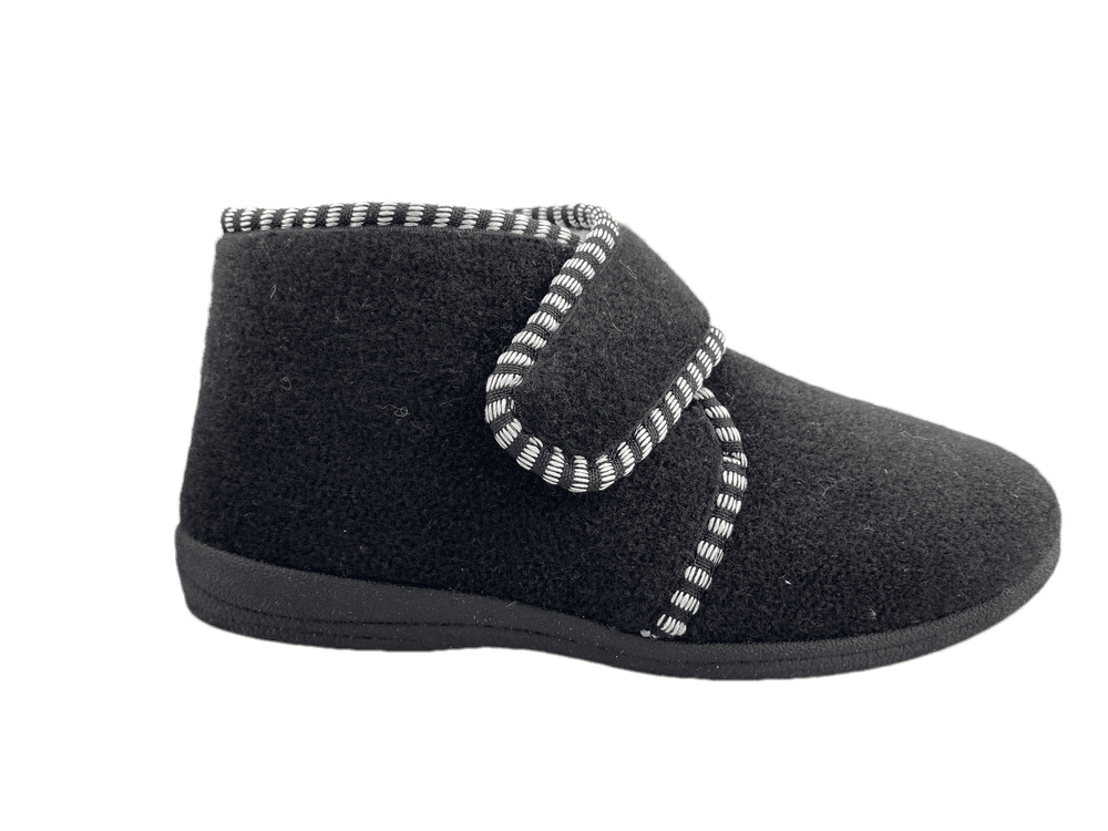 women's indoor shoes
