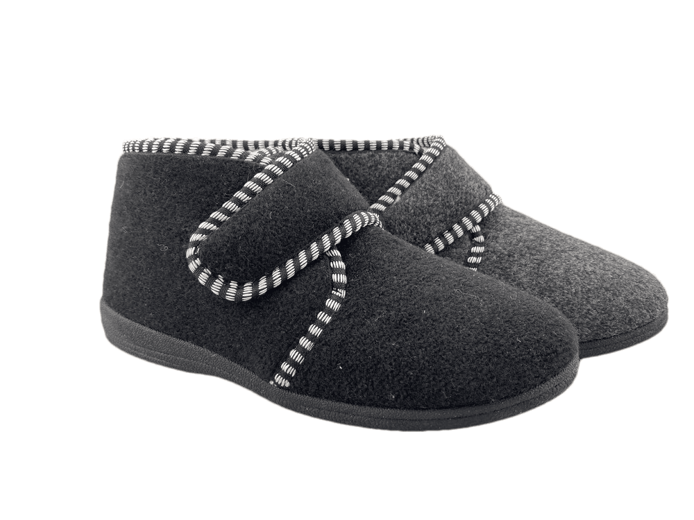 women's indoor shoes