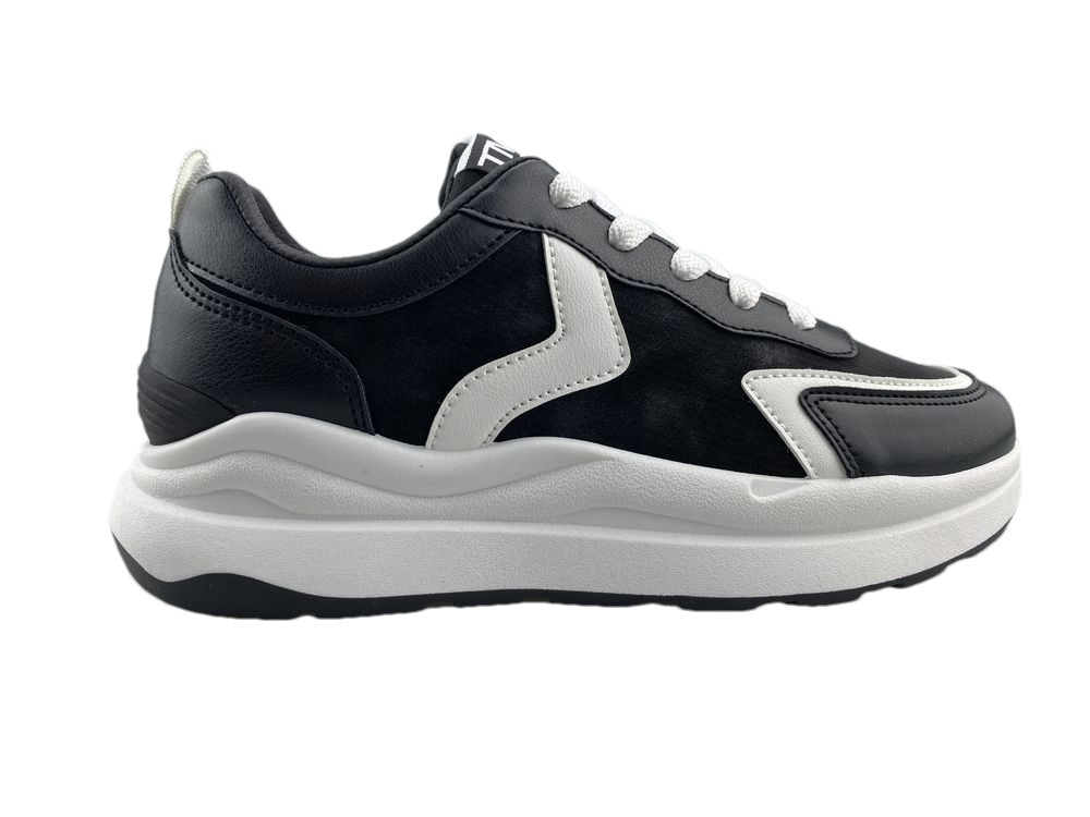 women's sneaker shoes