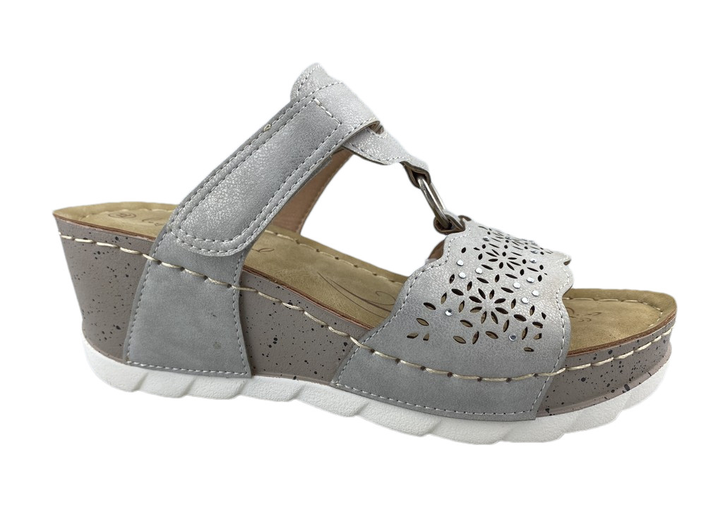 women's sandal