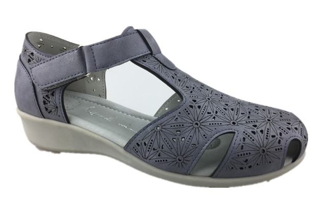 women's sandal