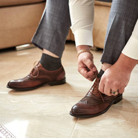 What are the types of men's shoes